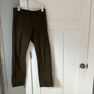 Wrangler ATG Men's Olive Green Pants 32x30